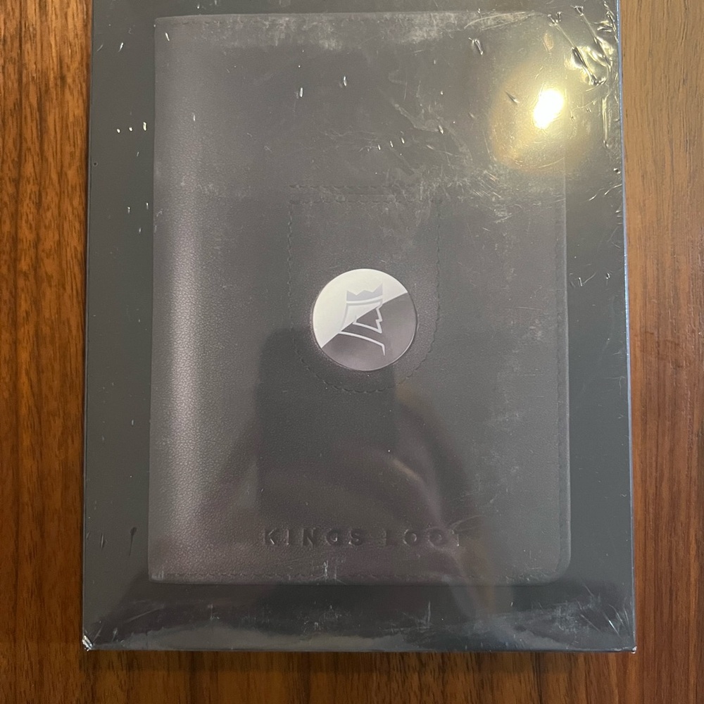 King’s Loot Black Passport Wallet RFID for AirTag
